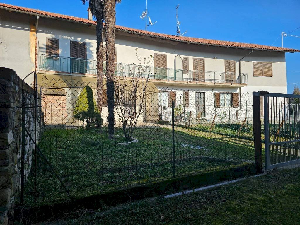 Trilocale Lauriano - foto 1