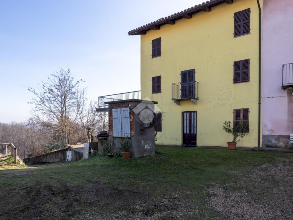 Semi-detached house Piazza umberto I, Marentino - photo 1