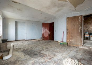 Semi-detached house Piazza umberto I, Marentino - photo 12