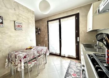 Four-room apartment Via G. Boccaccio, Nichelino - photo 3