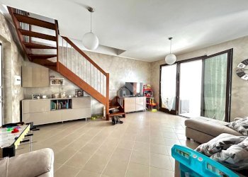 Four-room apartment Via G. Boccaccio, Nichelino - photo 9