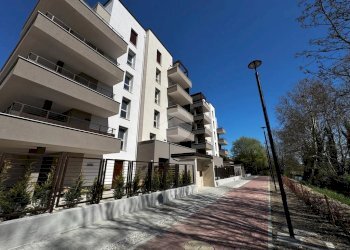 Quadrilocale Via 2 Giugno, Peschiera Borromeo - foto 6