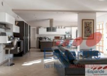 Porzione di casa Gaggio Montano - foto 9