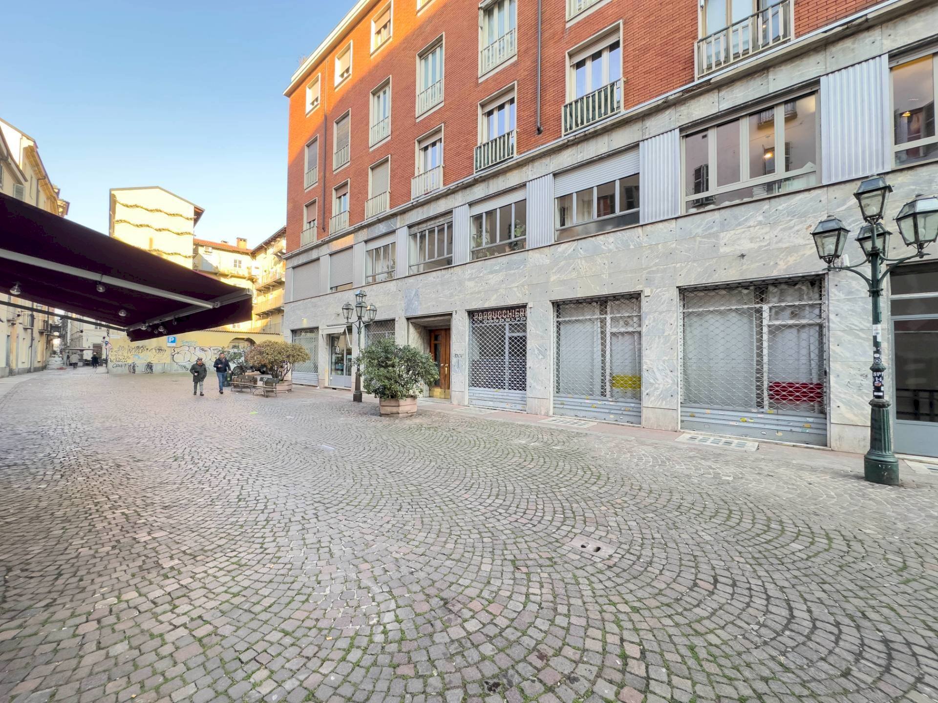 Shop Via Stampatori, Torino (neighborhood Centro) - photo 1