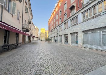 Shop Via Stampatori, Torino (neighborhood Centro) - photo 12