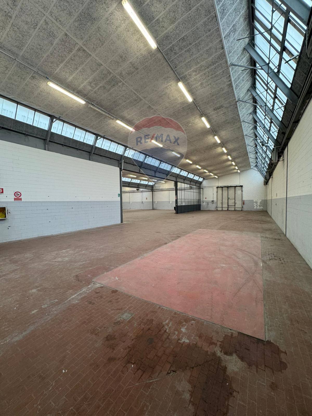 Shed Via Sempione, Parabiago - photo 1