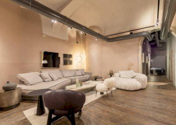 Salone - Shop via Monterone, 2, Roma (neighborhood Centro Storico) - photo 11