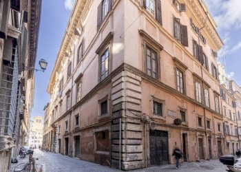 Zona - Shop via Monterone, 2, Roma (neighborhood Centro Storico) - photo 28