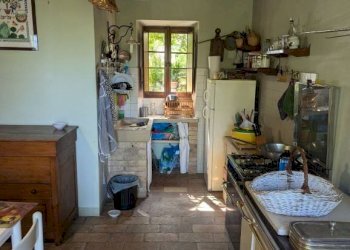 Cucina - Rustico strada Provinciale Monteguiduccio, Montefelcino - foto 15