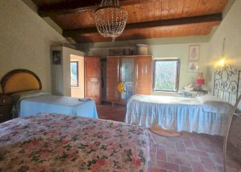 Camera da letto - Rustico strada Provinciale Monteguiduccio, Montefelcino - foto 29