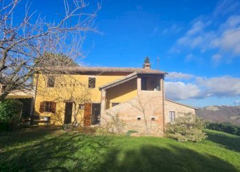 Facciata - Rustico strada Provinciale Monteguiduccio, Montefelcino - foto 47