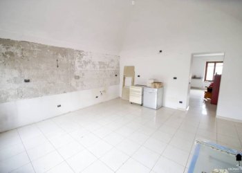 Stanza non arredata - Casa indipendente via Santa Fede, 14, Cavagnolo - foto 17