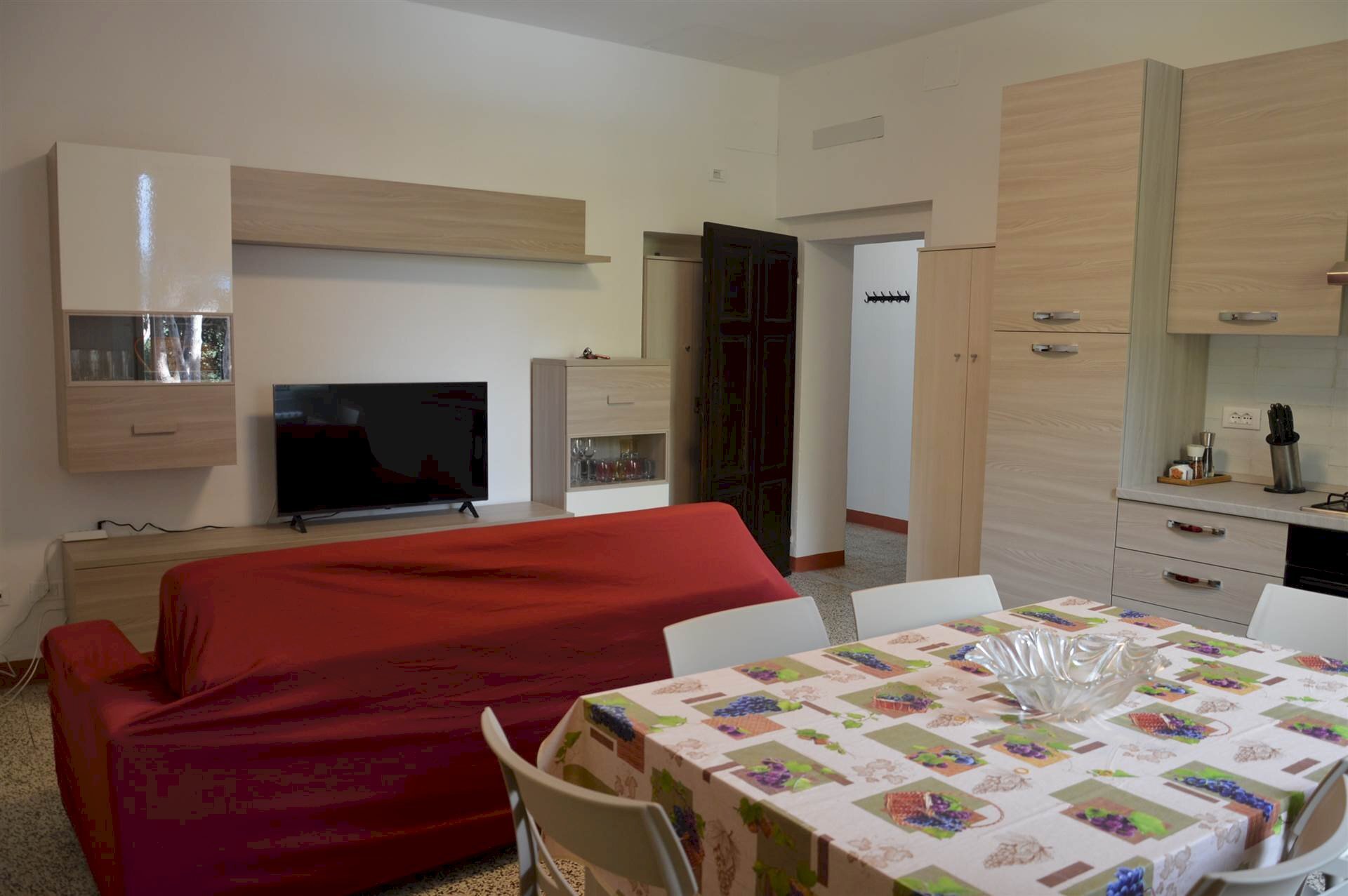 Trilocale Via Aurelia 243, Castagneto Carducci - foto 2