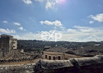 Casa indipendente Corso Nino Barone, Modica - foto 2