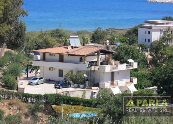 Villa Balestrate - photo 1