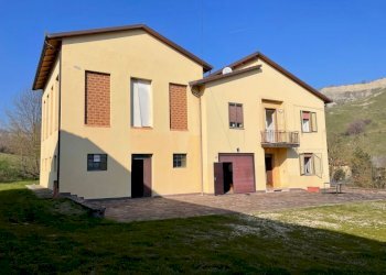 Villa Borgo Tossignano - foto 3