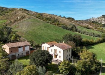 Villa Borgo Tossignano - foto 1