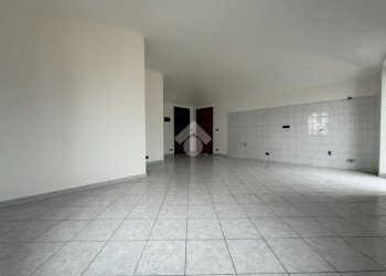 Four-room apartment Frazione sant'antonio 68, Castellamonte - photo 12