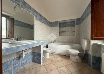 Four-room apartment Frazione sant'antonio 68, Castellamonte - photo 19