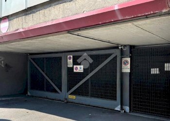 Posto Auto Via Quarenghi Giacomo, Milano (zona Gallaratese) - foto 2