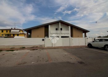Terraced Villa Via Bellesia, Fabbrico - photo 10