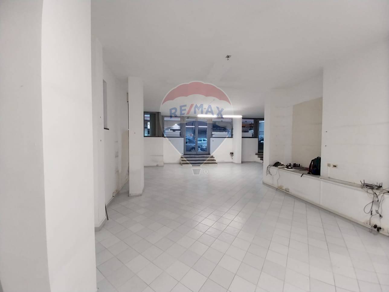 Locale Commerciale Via Crispi, Salerno - foto 1