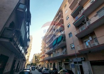 Locale Commerciale Via Crispi, Salerno - foto 12