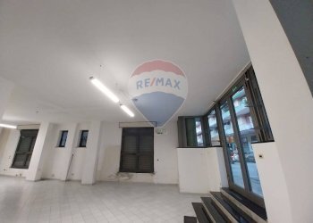 Locale Commerciale Via Crispi, Salerno - foto 22