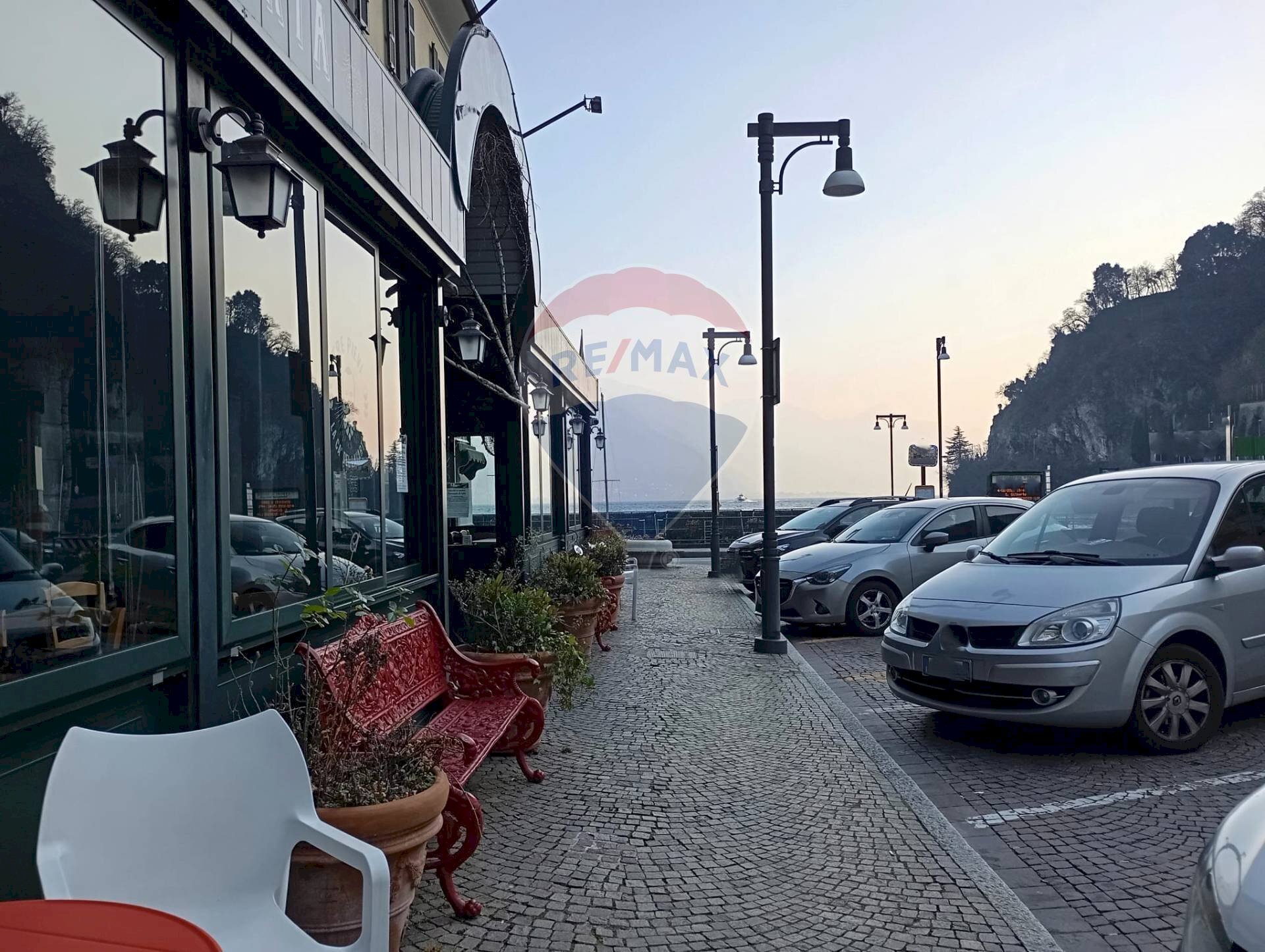 Commercial Activity Piazza Paracchini, Dongo - photo 2