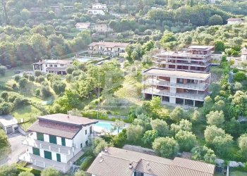 Attic via Montemaderno, Toscolano-Maderno - photo 27