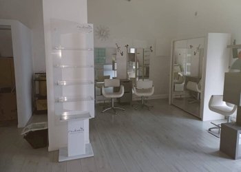 Interno non residenziale - Negozio via Boves, Soliera - foto 3