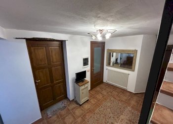 Soggiorno - Casa indipendente via San Rocco, 27, Porto Valtravaglia - foto 4