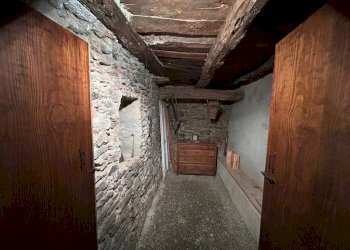 Box auto - Casa indipendente via San Rocco, 27, Porto Valtravaglia - foto 15