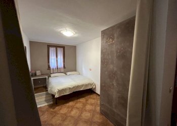 Camera da letto - Independent house via San Rocco, 27, Porto Valtravaglia - photo 29