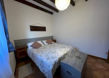 Camera da letto - Casa indipendente via San Rocco, 27, Porto Valtravaglia - foto 32