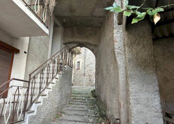 Interno non residenziale - Casa indipendente via San Rocco, 27, Porto Valtravaglia - foto 35