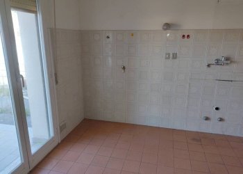 Cucina - Trilocale via Don Giovanni Bosco, Vallecrosia - foto 6