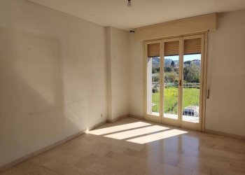 Soggiorno - Trilocale via Don Giovanni Bosco, Vallecrosia - foto 10