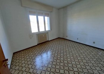 Camera da letto - Trilocale via Don Giovanni Bosco, Vallecrosia - foto 18