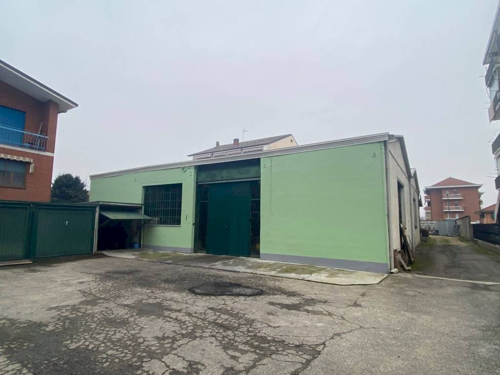 Facciata - Capannone via del Porto, 18, Carmagnola - foto 2