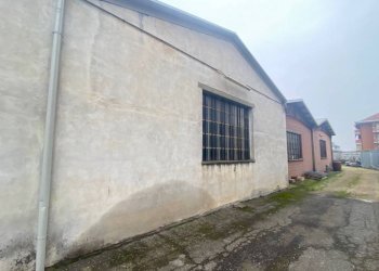 Dettagli - Capannone via del Porto, 18, Carmagnola - foto 3