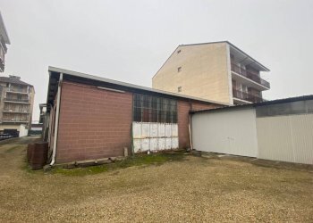 Facciata - Capannone via del Porto, 18, Carmagnola - foto 5