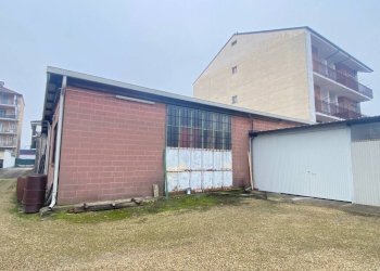 Facciata - Capannone via del Porto, 18, Carmagnola - foto 6