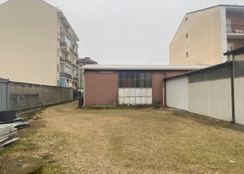 Facciata - Capannone via del Porto, 18, Carmagnola - foto 8