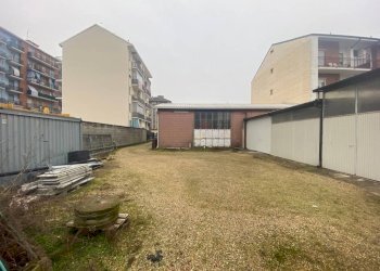 Giardino - Capannone via del Porto, 18, Carmagnola - foto 9