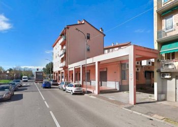 Zona - Negozio via Enrico Mattei, 26, Bologna (zona San Vitale) - foto 2