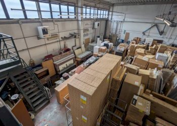 Interno non residenziale - Capannone via Maestri del Lavoro, 36, Bologna (zona San Vitale) - foto 28