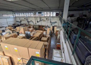 Interno non residenziale - Capannone via Maestri del Lavoro, 36, Bologna (zona San Vitale) - foto 29