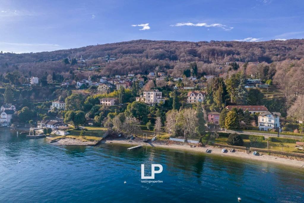 Vista - Trilocale via Sempione, n 40, Baveno - foto 2