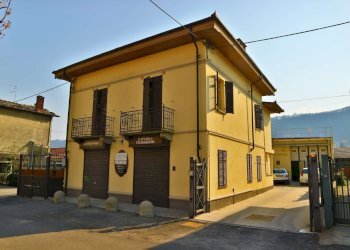 img_2673 - Negozio viale De Amicis, 29, Luserna San Giovanni - foto 2